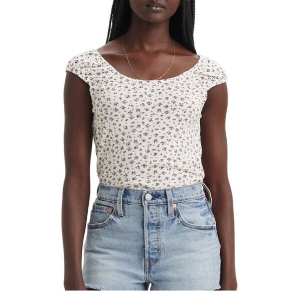 Levi’s Lucille Crewneck Cotton Short-Sleeve Top - Picture 3 of 9